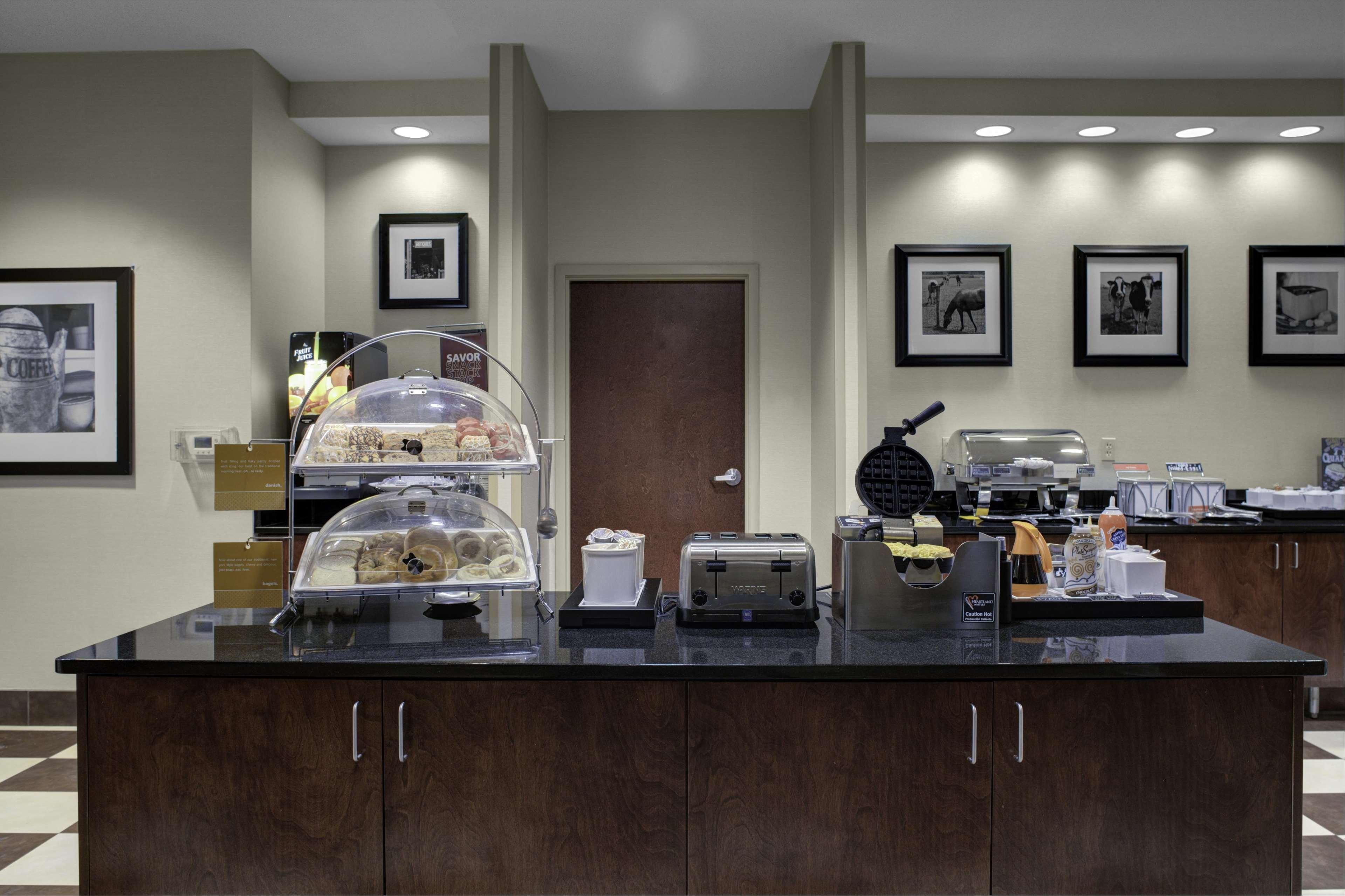 Hampton Inn Elkhorn Lake Geneva Area Exterior foto
